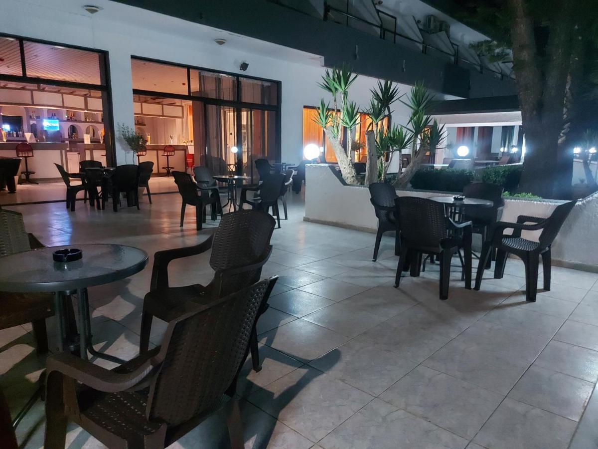 Aegean Pearl Hotel Tigkaki  Exterior photo